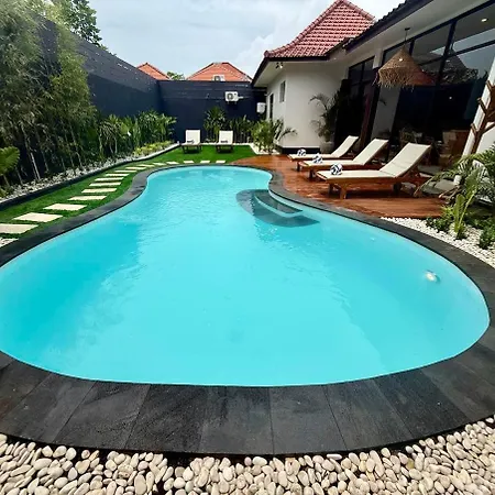Villa Ayla - Legian - 5 Bedrooms - 5 Bathrooms