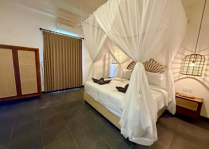 Ayla - Legian - 5 Bedrooms - 5 Bathrooms * スミニャック